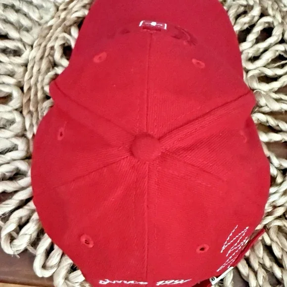 Switzerland Embroidered Red Adjustable Hat Splash Arts 100% Cotton - Picture 6 of 10